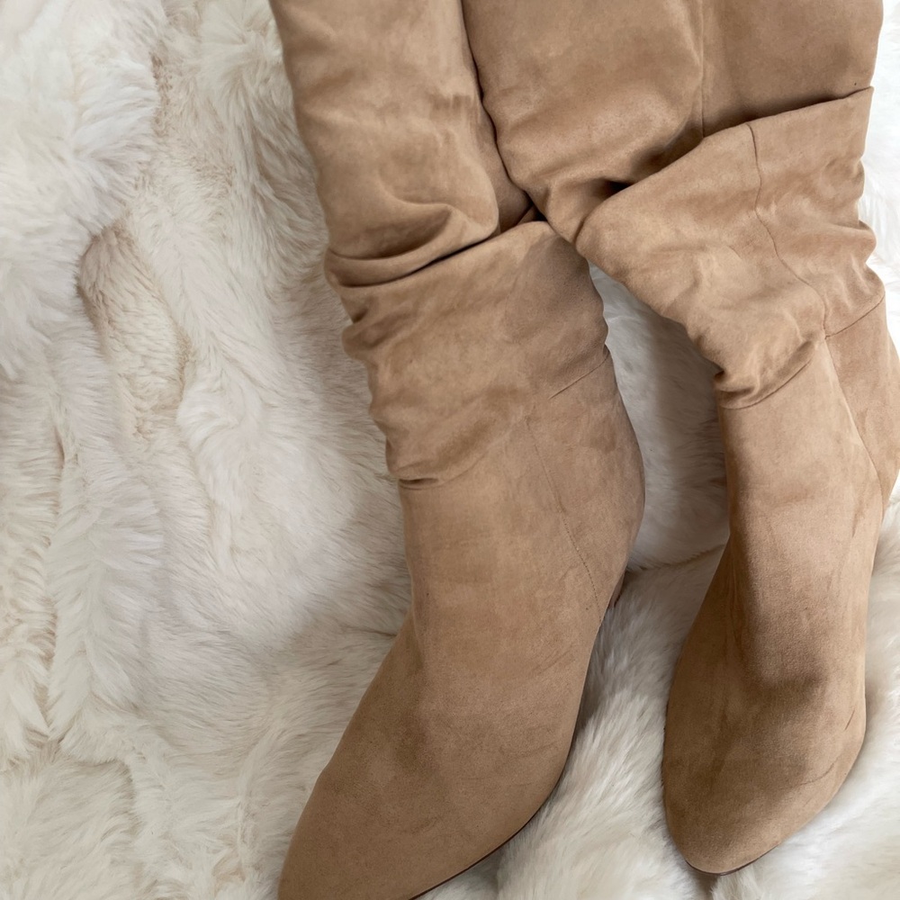 women's Banana Republic Taupe Suede Boots Heels size 8.5 Slouchy boot biscotti - Picture 8 of 17